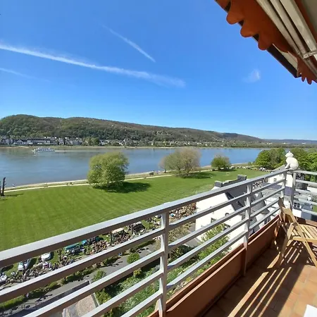 Rheinapartment 8 *