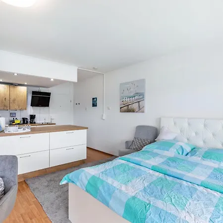 Rheinapartment 8 *