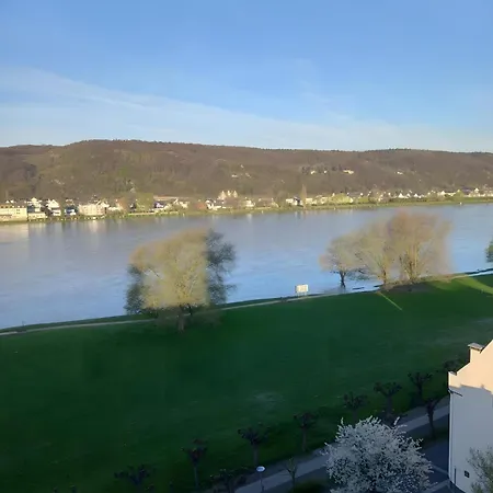 Rheinapartment 8 *